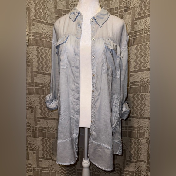 Holding Horses Anthropologie Oversizes Top - Picture 8 of 9